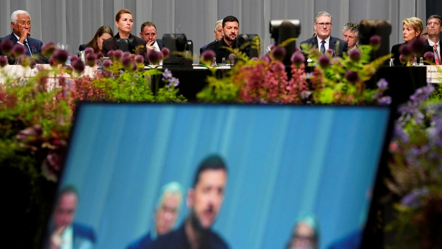 Hội nghị Copenhagen: NATO nhấn mạnh an ninh tập thể và phản ứng của Nga